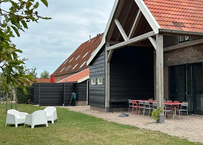 Toplocatiezeeland # Sea Barn # Oostkapelle # 20 Pers